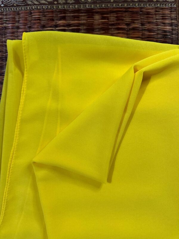 yellow xac 02