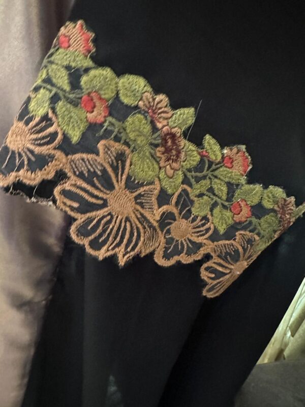 elegant black nida with gold satin pannel xaa 80 - Image 4