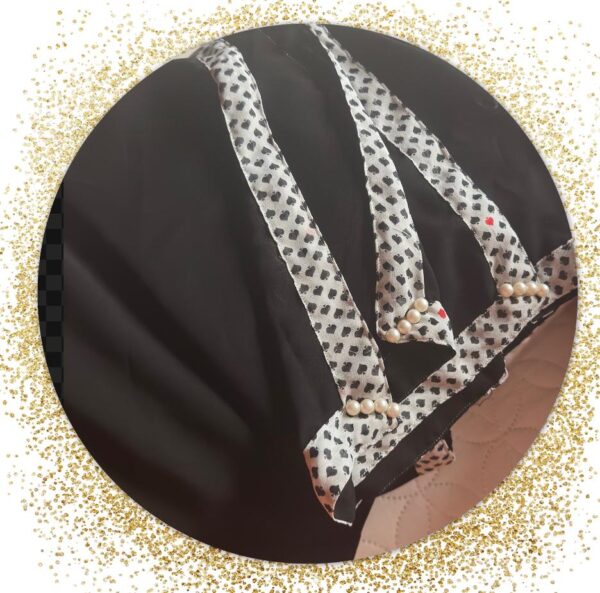 white and black queen abaya - Image 3