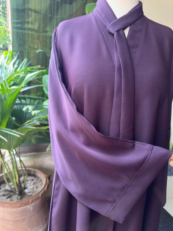 Deep plum abaya - Image 2