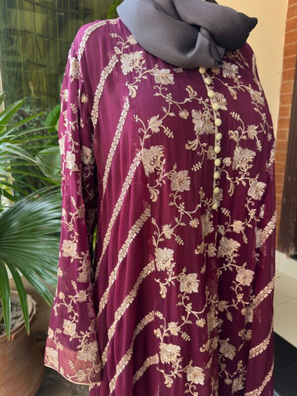Burgandy Floral Embroidry Abaya - Image 3