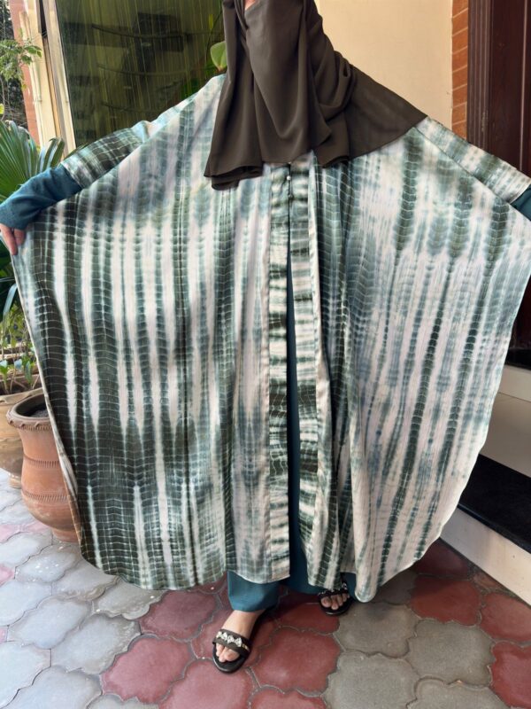 Tie & dye green cape kaftan