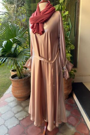 lava silk abaya with puffy cuffs