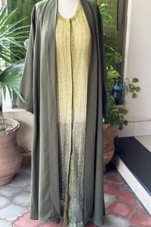 mehndi gown plain/inner sitara tie & dye
