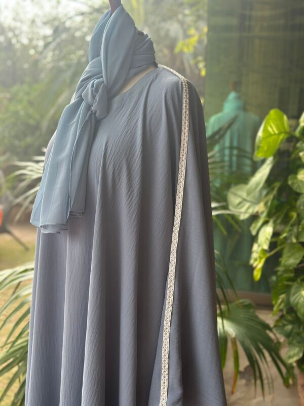 Elegance in every fold BLUE - Image 4