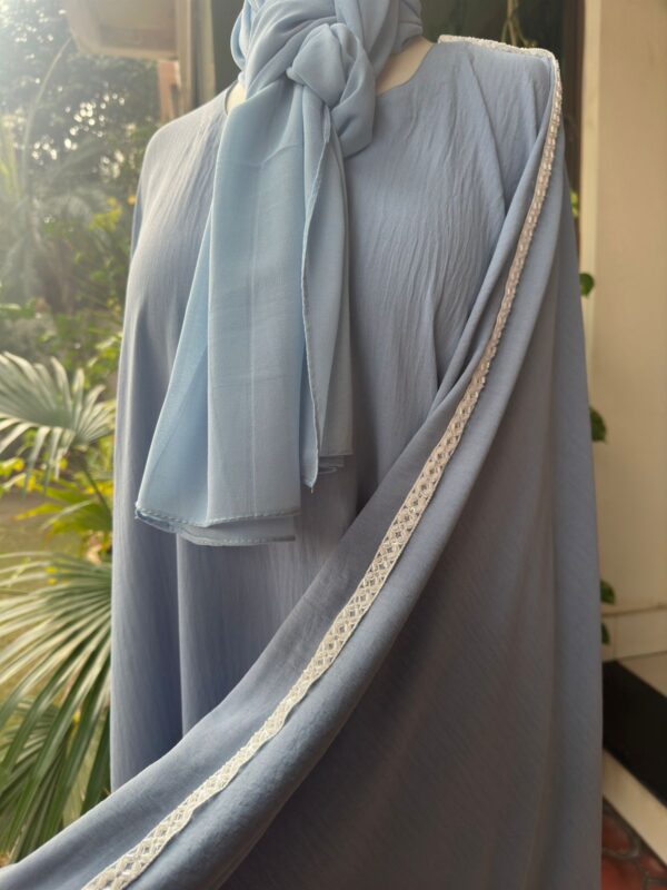 Elegance in every fold BLUE - Image 2