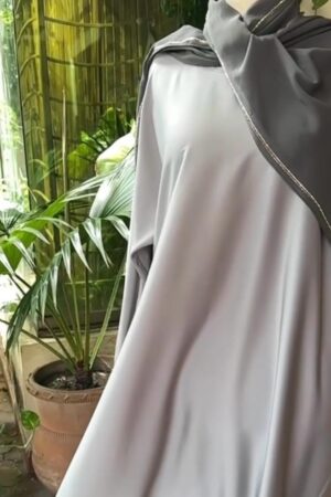 Elegant Ash Grey Abaya with Subtle Detailing